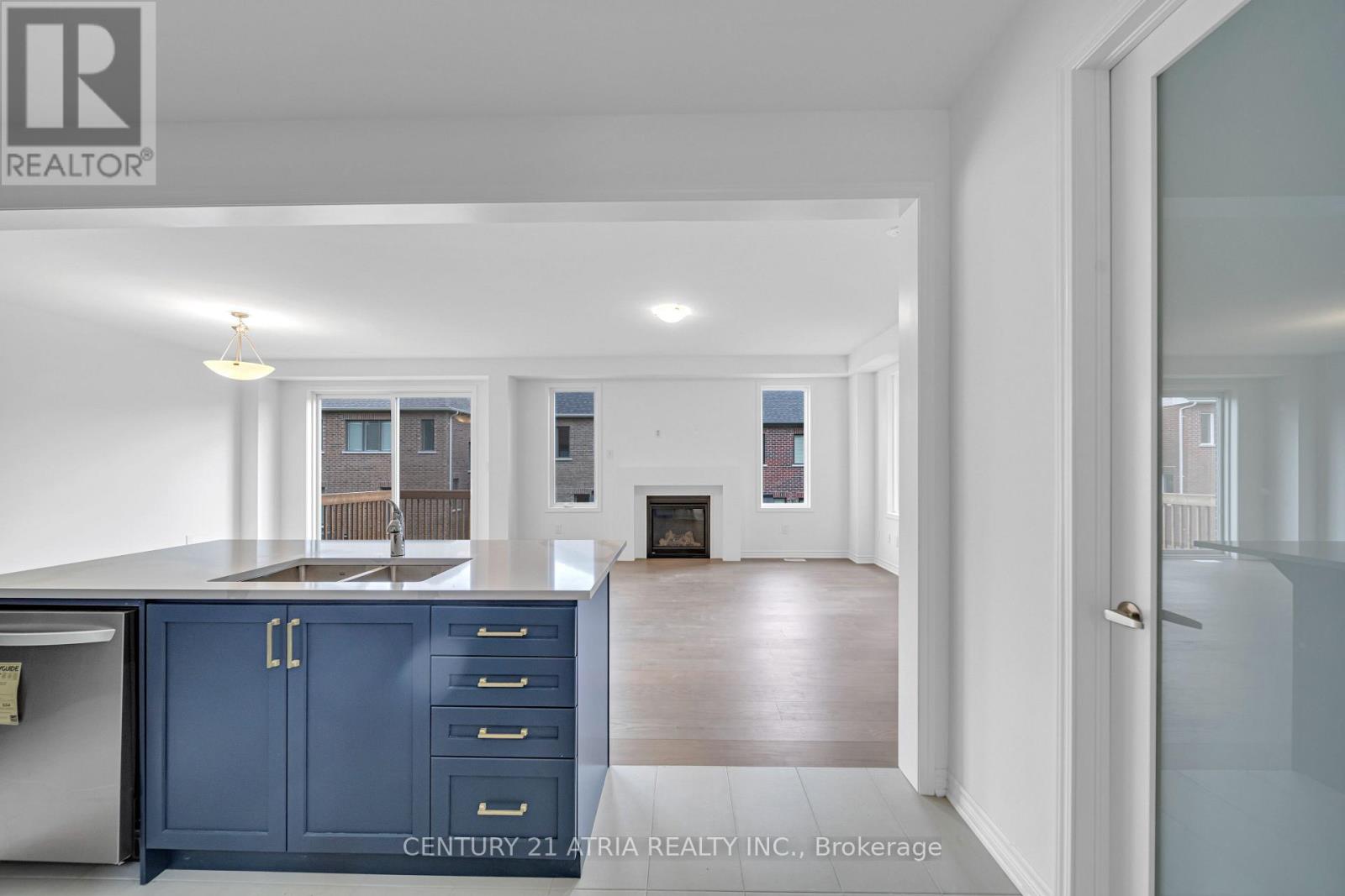 1349 Glamorgan Manor, Pickering, Ontario  L1X 0N1 - Photo 7 - E12486609