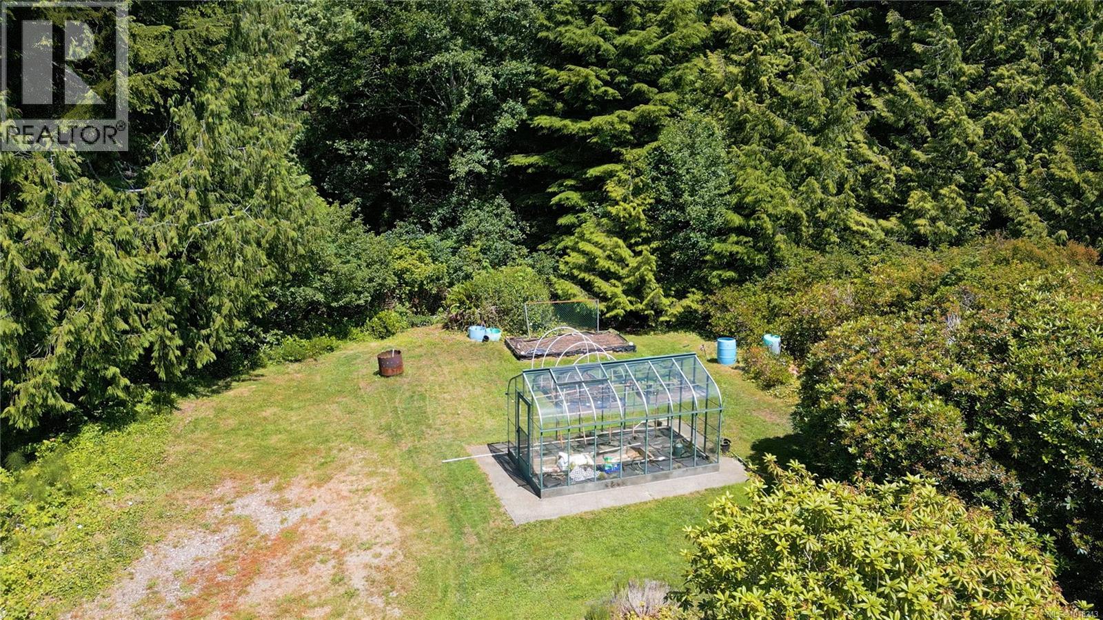 270 Cedar St, Tofino, British Columbia  V0R 2Z0 - Photo 30 - 1018243