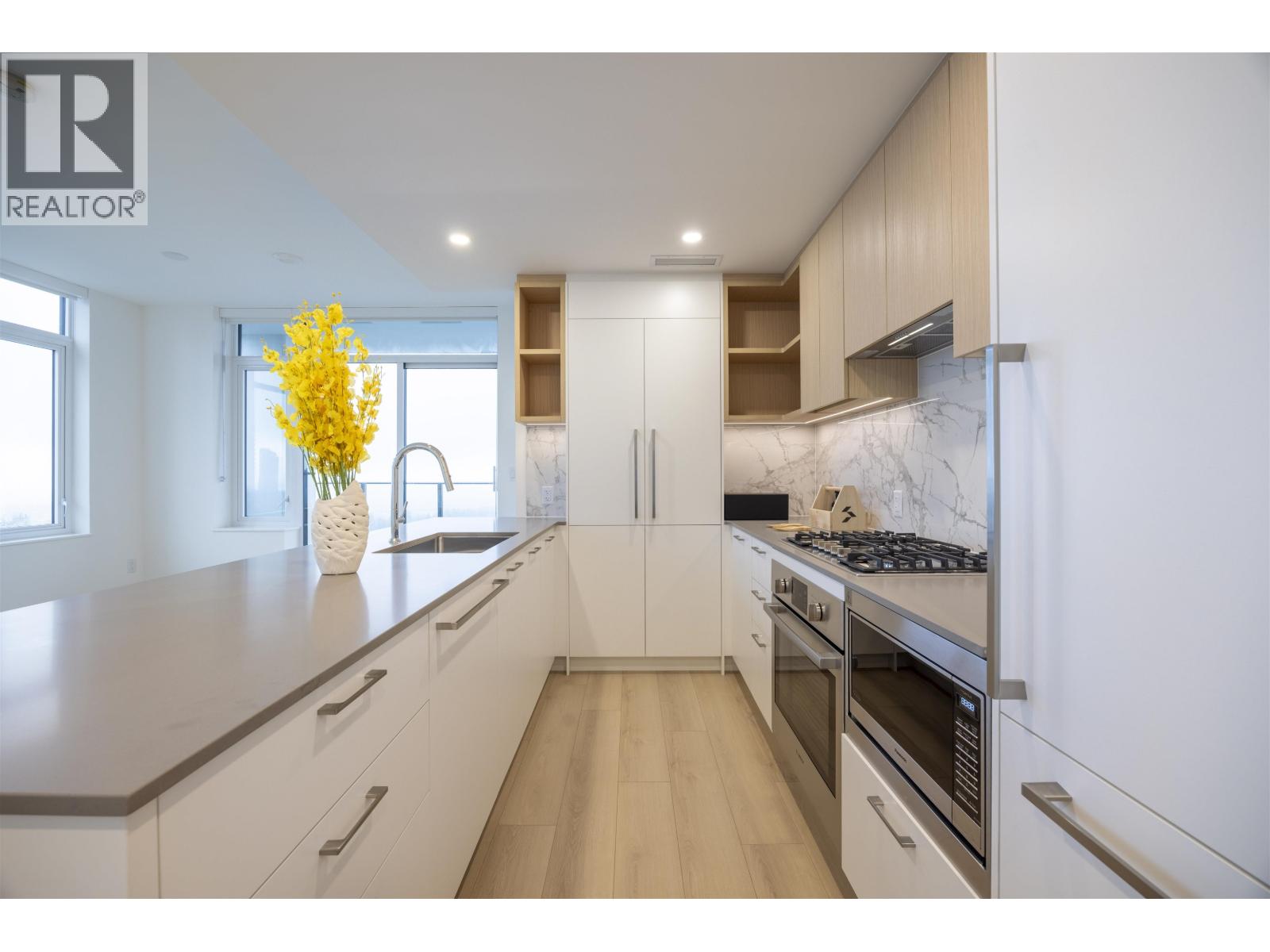 2001 6468 Willingdon Avenue, Burnaby, British Columbia  V5H 0L3 - Photo 12 - R3053278