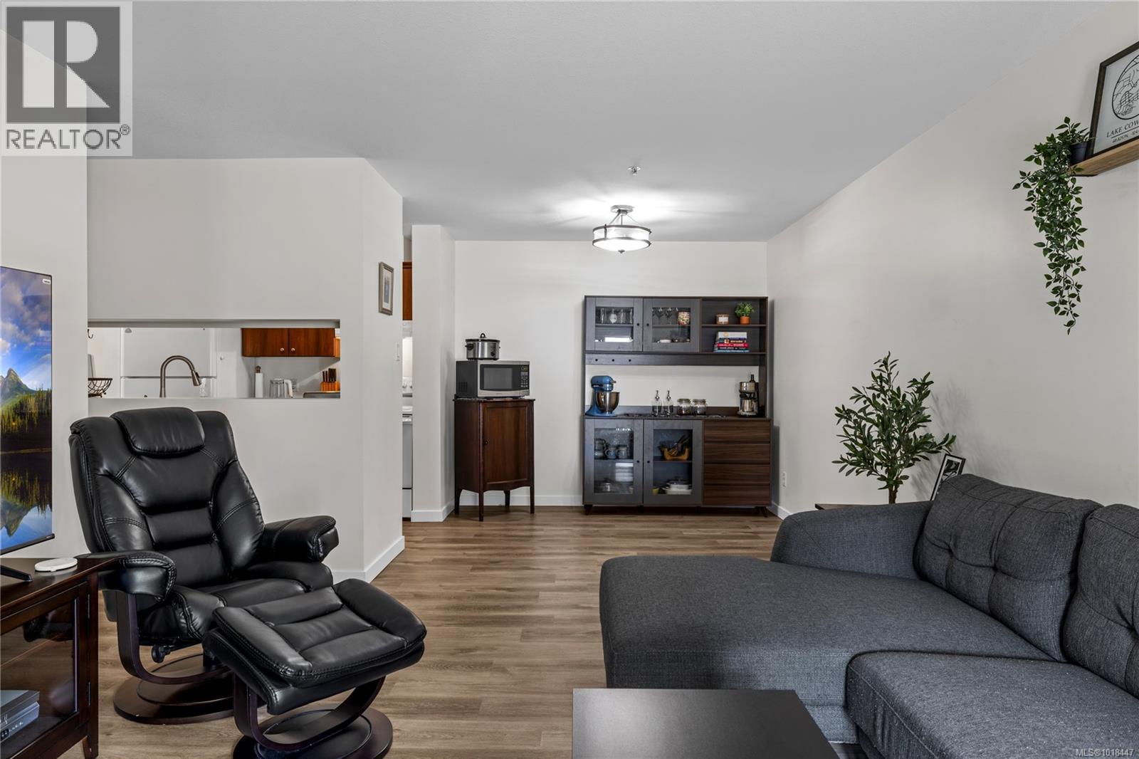 204 4971 Songbird Pl, Nanaimo, British Columbia  V9T 6L1 - Photo 8 - 1018447