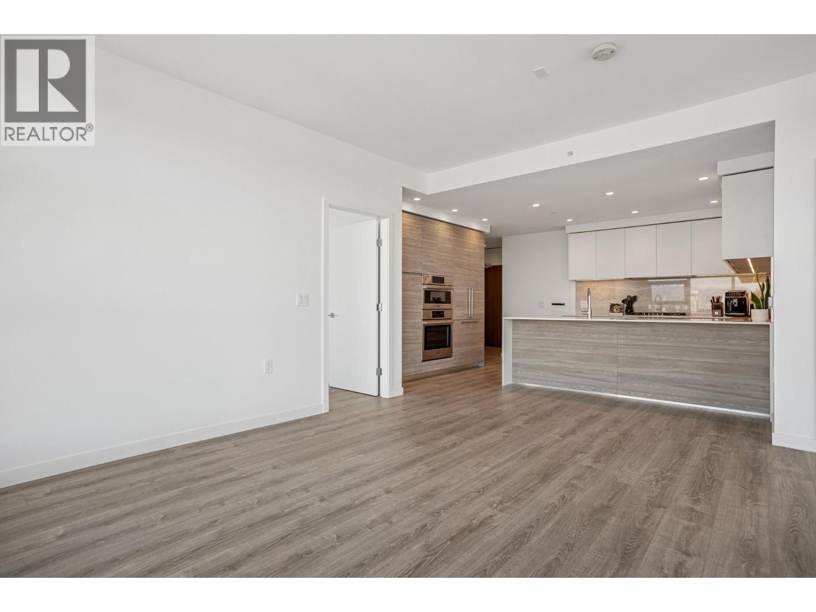 3703 680 Quayside Drive, New Westminster, British Columbia  V3M 0P2 - Photo 6 - R3057498