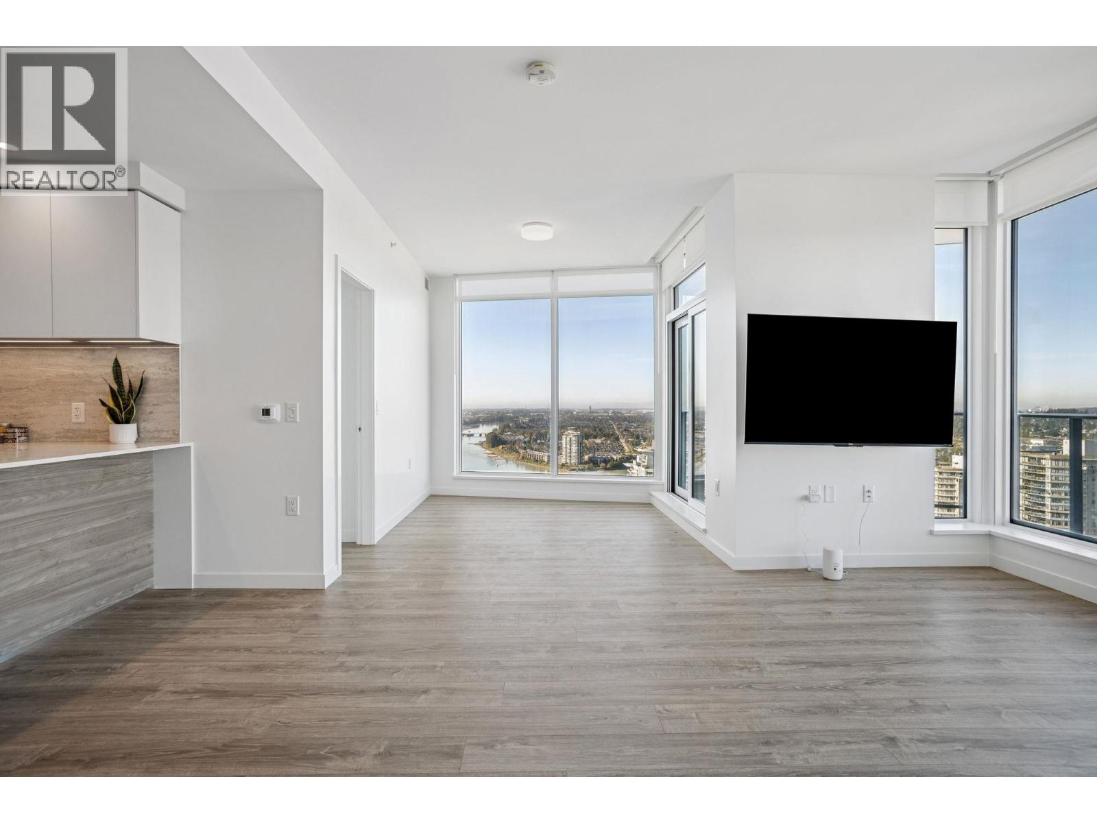 3703 680 Quayside Drive, New Westminster, British Columbia  V3M 0P2 - Photo 5 - R3057498