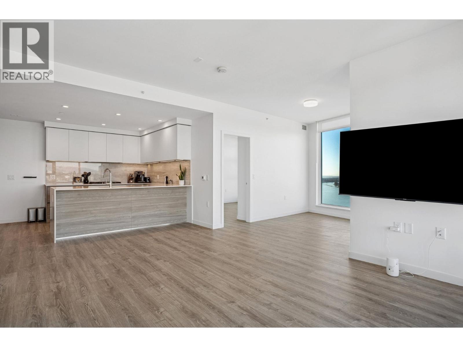 3703 680 Quayside Drive, New Westminster, British Columbia  V3M 0P2 - Photo 11 - R3057498