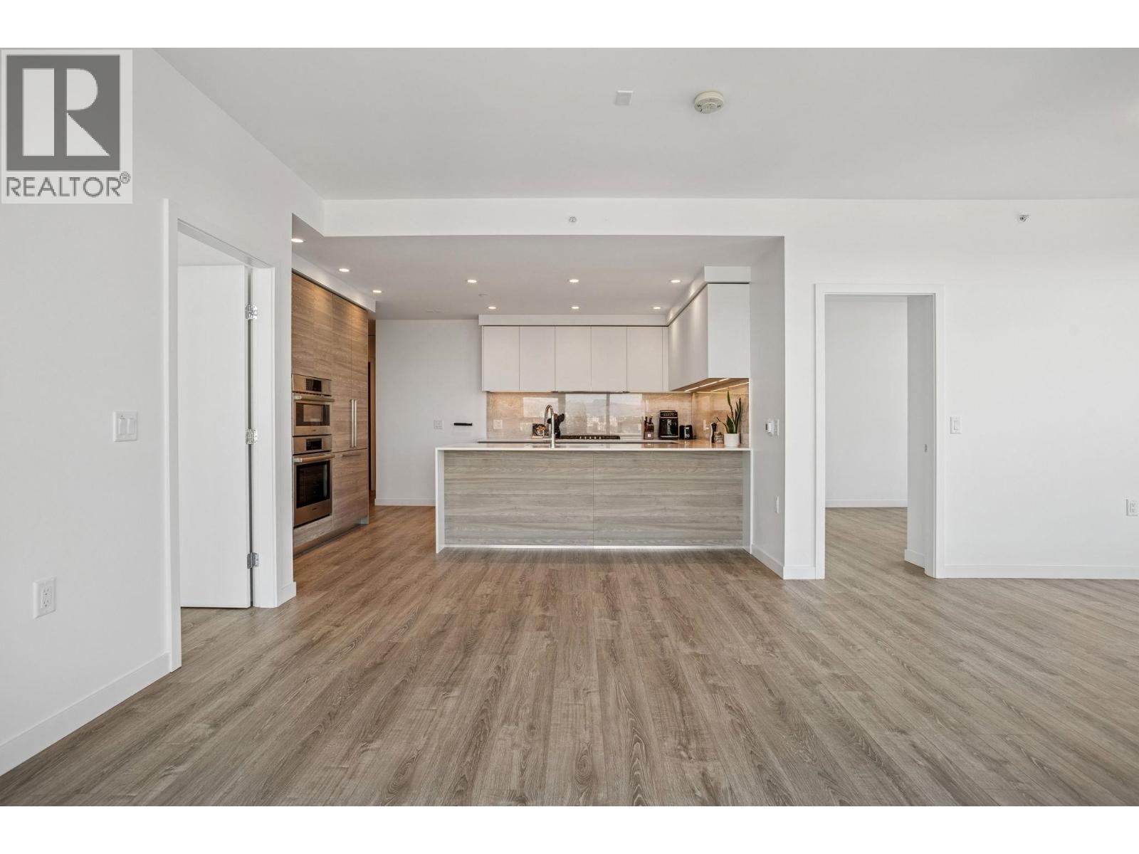 3703 680 Quayside Drive, New Westminster, British Columbia  V3M 0P2 - Photo 17 - R3057498