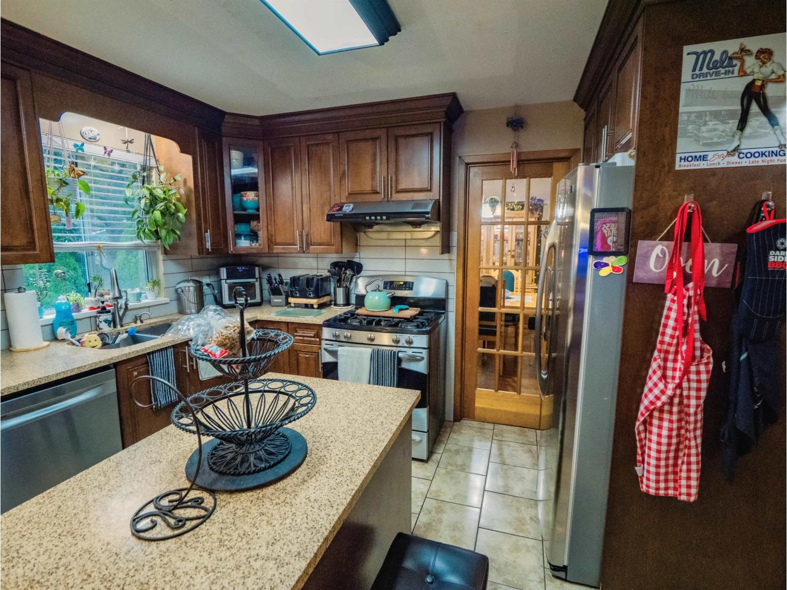 18961 60b Avenue, Surrey, British Columbia  V3S 8A4 - Photo 4 - R3062504