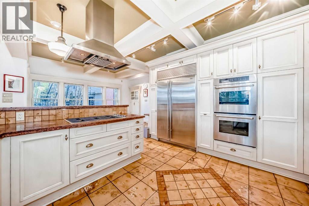 342 Superior Avenue Sw, Calgary, Alberta  T3C 2J2 - Photo 12 - A2265777