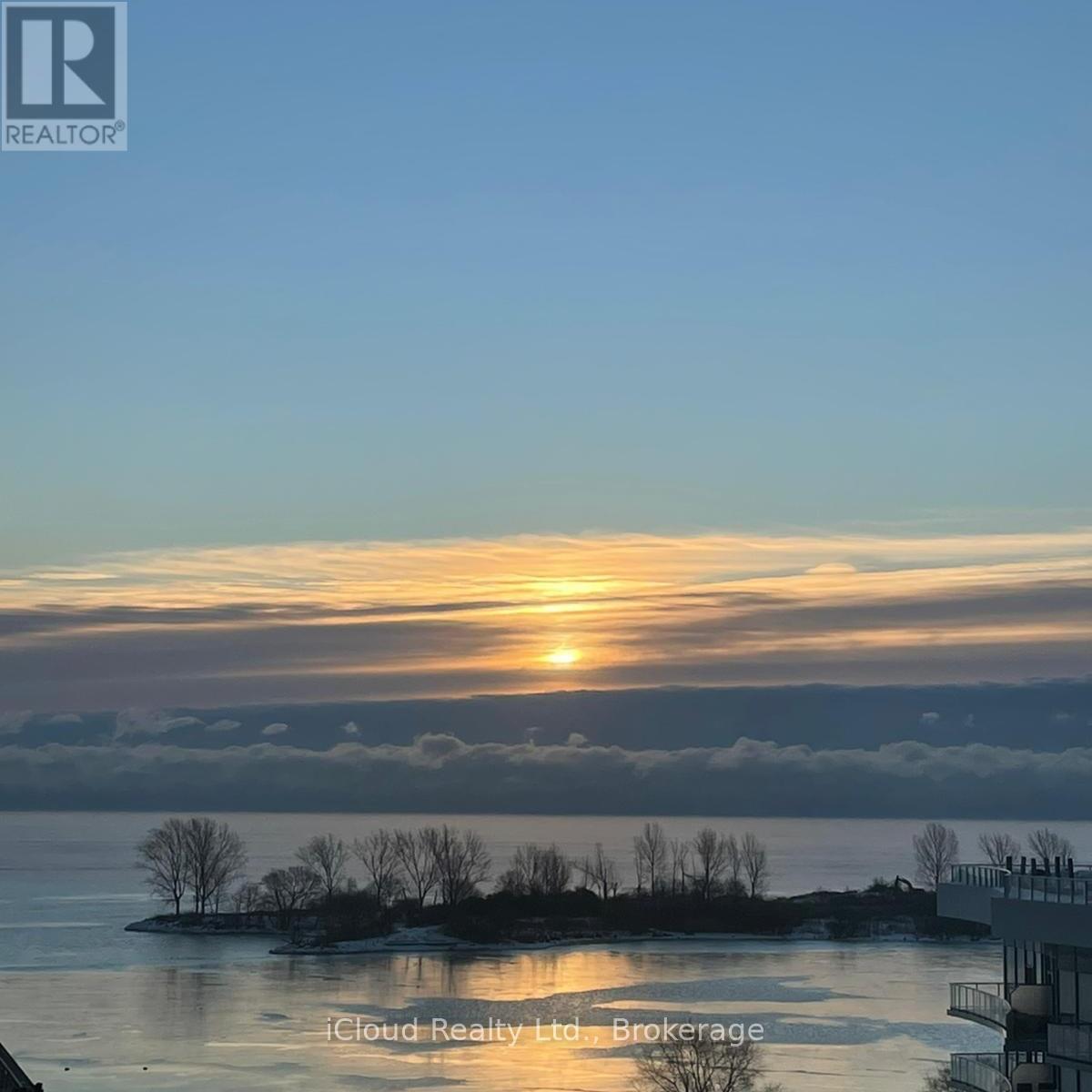 813 - 2121 Lake Shore Boulevard W, Toronto, Ontario  M8V 4E9 - Photo 11 - W12486493