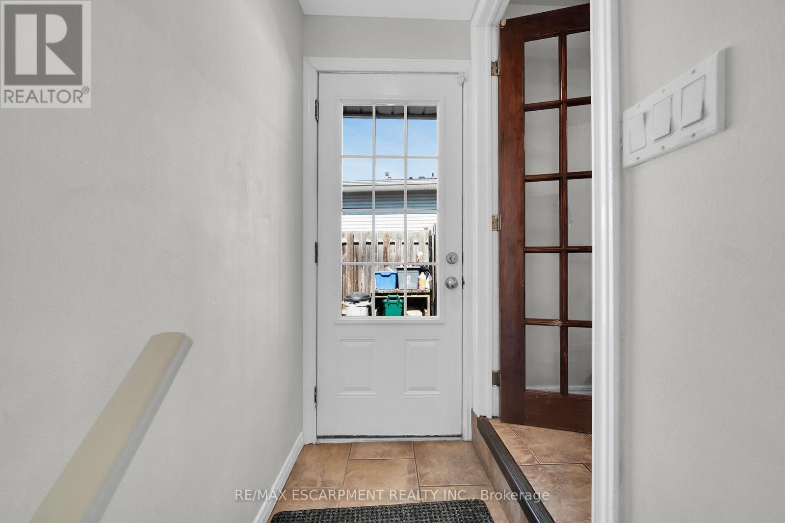 43 Elma Street, St. Catharines, Ontario  L2N 6Z2 - Photo 16 - X12412937