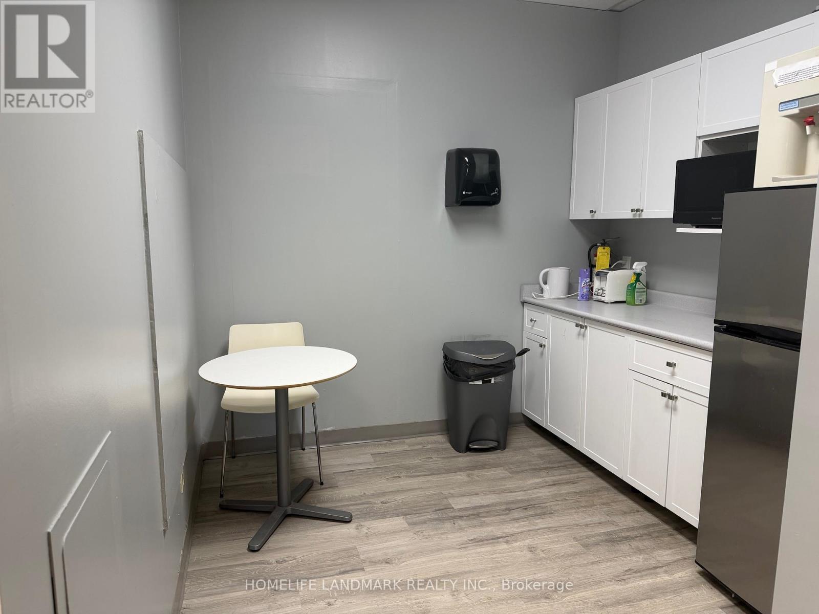 215a - 7240 Woodbine Avenue, Markham, Ontario  L3R 1A4 - Photo 4 - N12486543