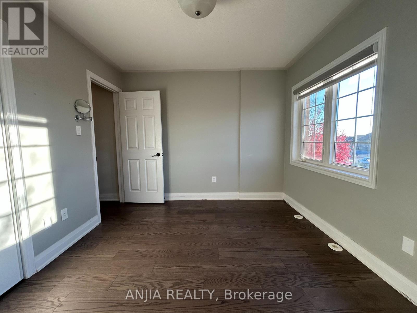 2670 Bur Oak Avenue, Markham, Ontario  L6B 1J1 - Photo 13 - N12486579