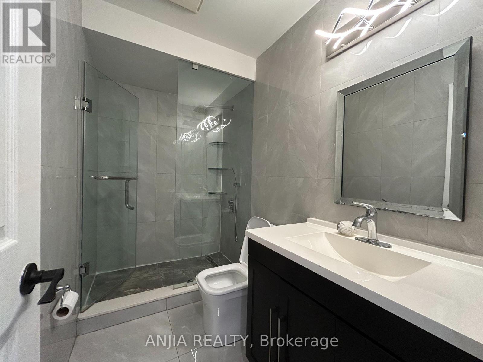 2670 Bur Oak Avenue, Markham, Ontario  L6B 1J1 - Photo 18 - N12486579