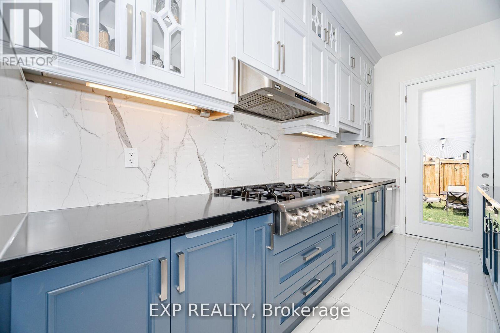 78 Gallant Place, Vaughan, Ontario  L4H 3W7 - Photo 13 - N12486616