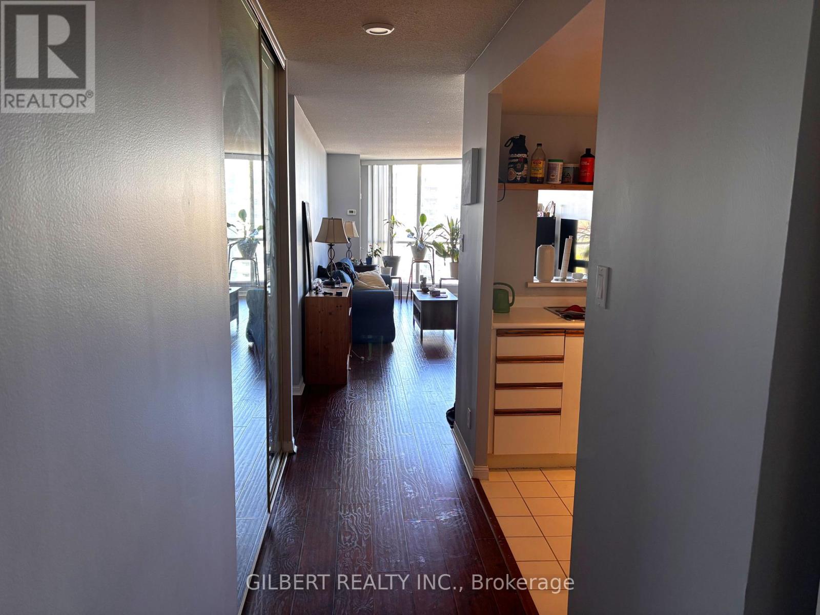 1201 - 65 Ellen Street, Barrie (City Centre), Ontario  L4N 3A5 - Photo 2 - S12486540