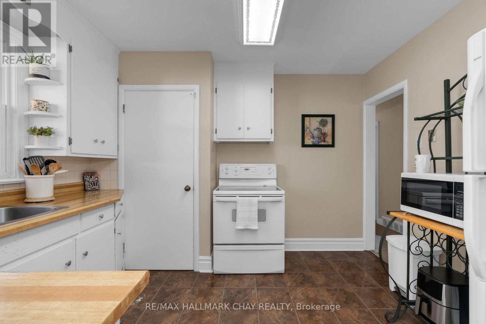 36 Grove Street E, Barrie, Ontario  L4M 2N7 - Photo 10 - S12486553