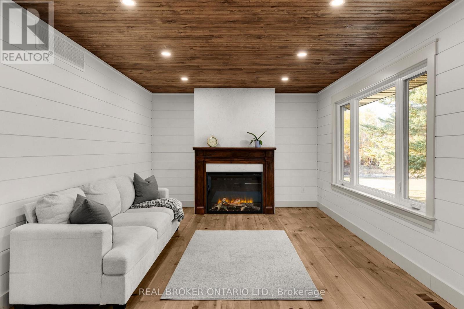 4382 Uhthoff Line, Severn, Ontario  L3V 8B7 - Photo 11 - S12486584