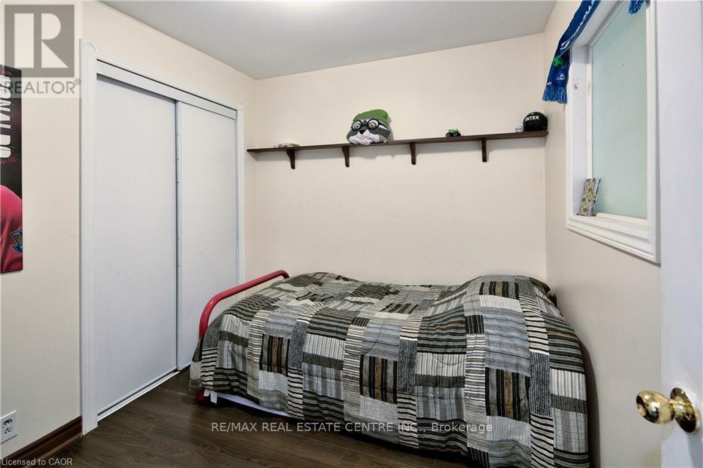 42 5th Lane, Wasaga Beach, Ontario  L0L 2P0 - Photo 15 - S12486586