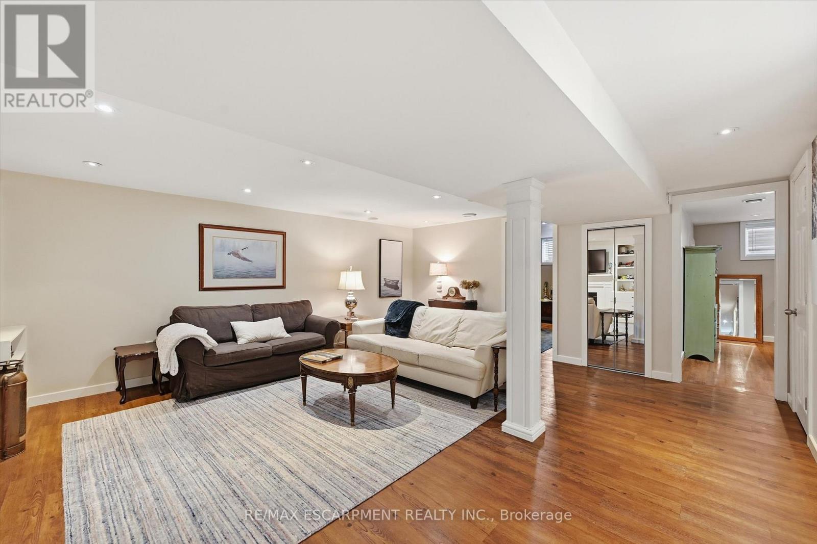 415 Henderson Road, Burlington, Ontario  L7L 2P6 - Photo 24 - W12486547