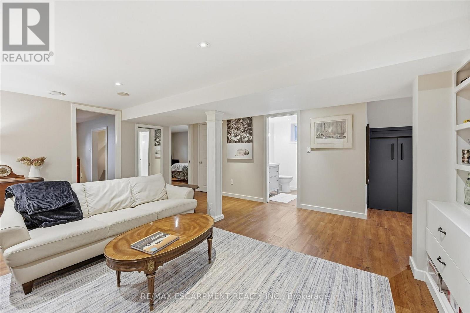 415 Henderson Road, Burlington, Ontario  L7L 2P6 - Photo 27 - W12486547