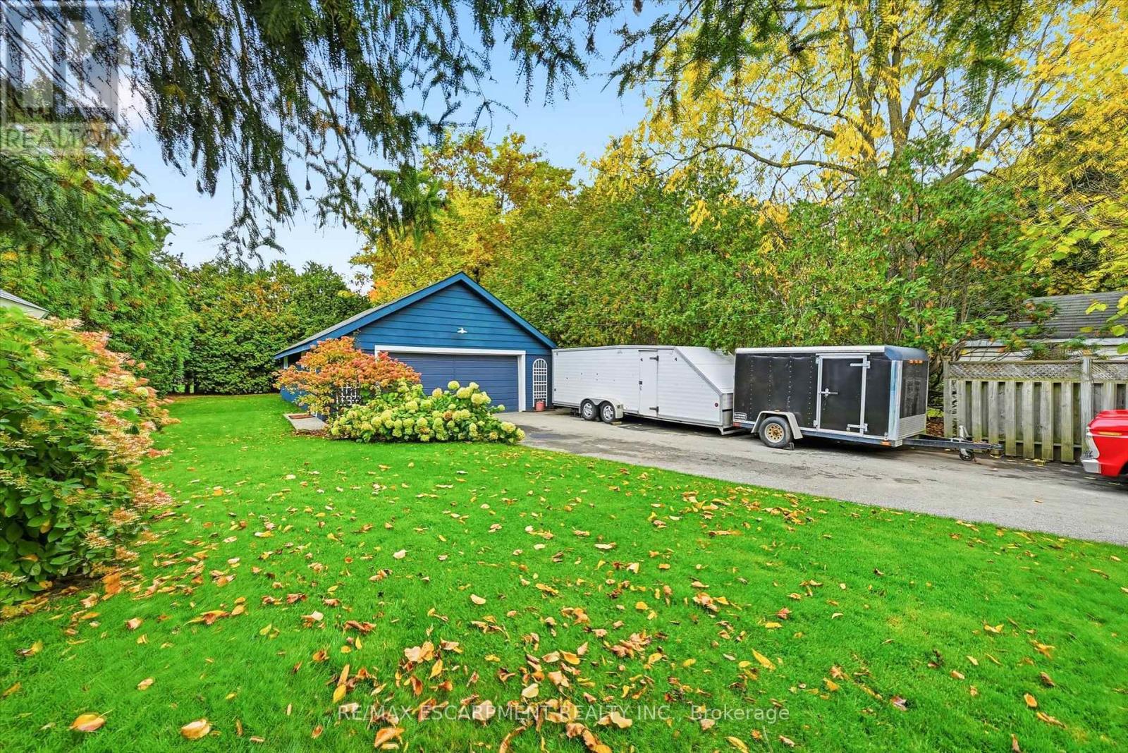 415 Henderson Road, Burlington, Ontario  L7L 2P6 - Photo 38 - W12486547