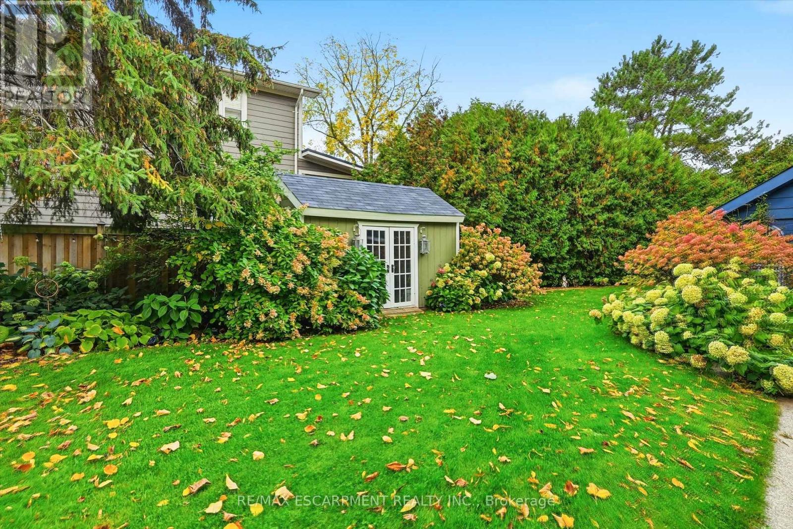 415 Henderson Road, Burlington, Ontario  L7L 2P6 - Photo 40 - W12486547