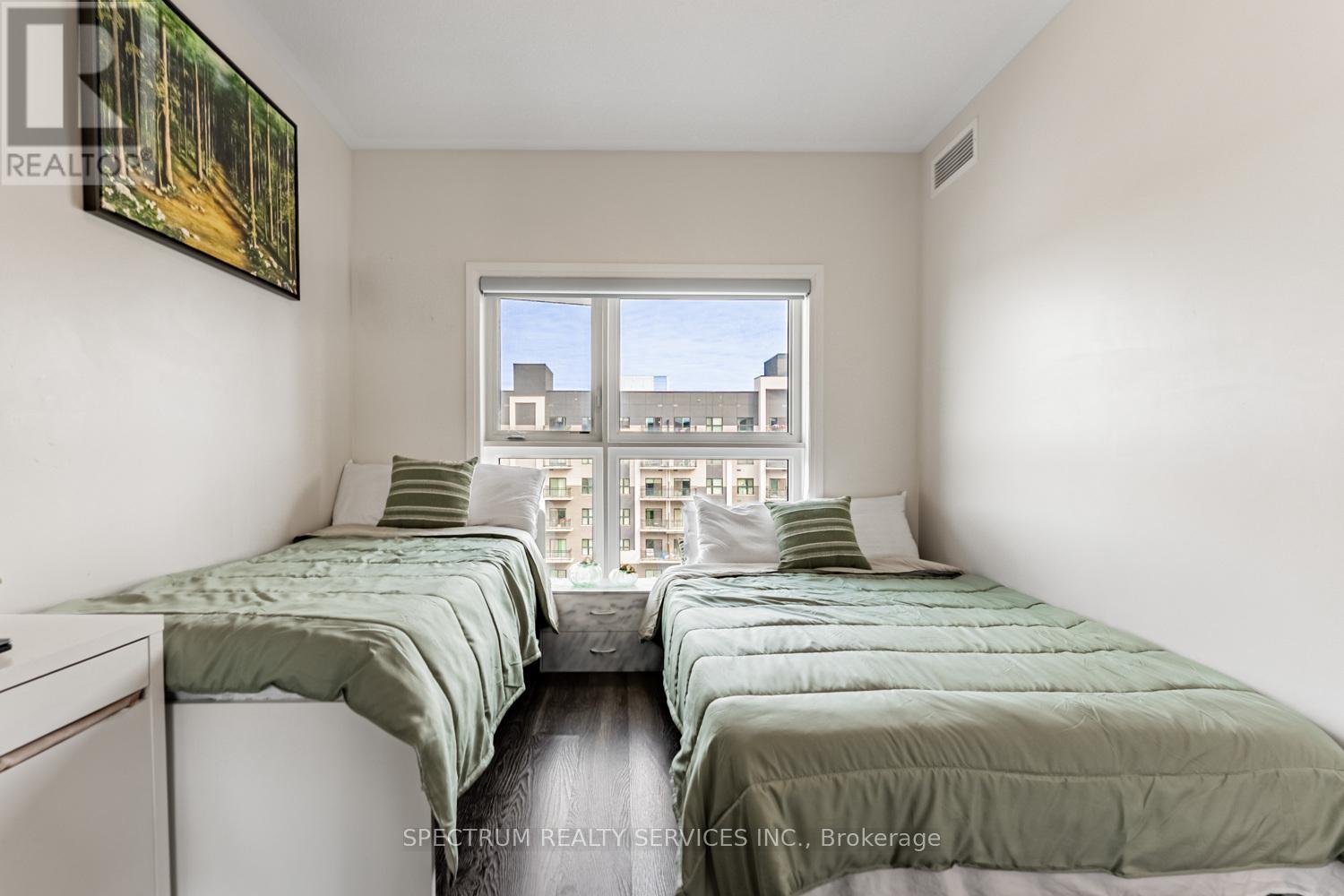 531 - 102 Grovewood Common, Oakville, Ontario  L6H 0X2 - Photo 16 - W12486549