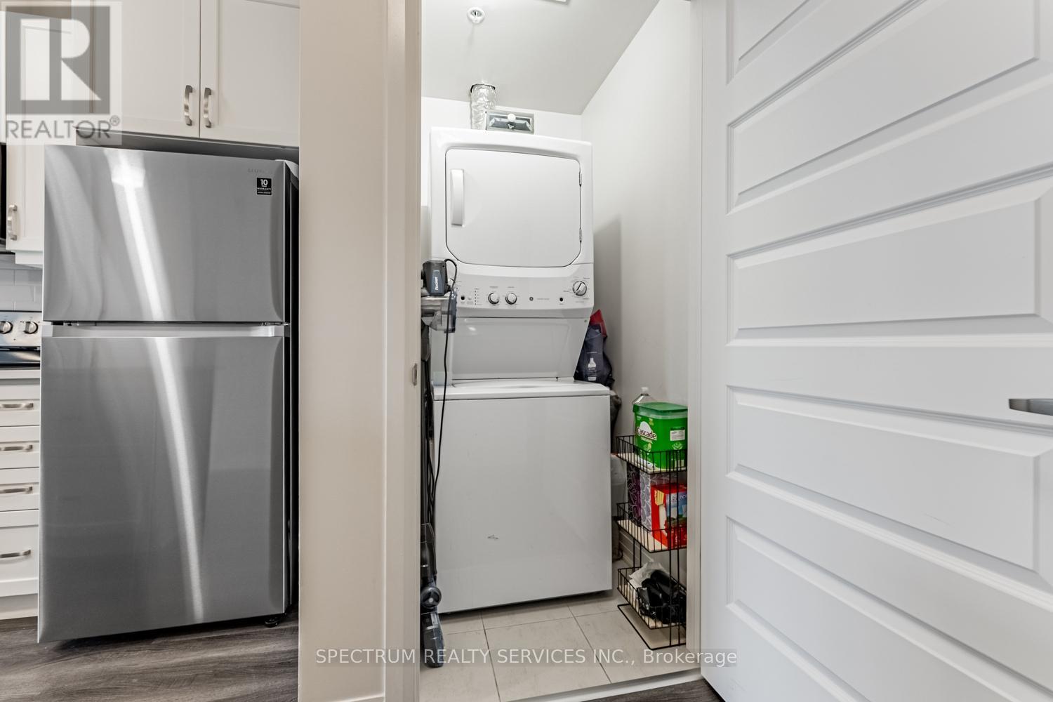 531 - 102 Grovewood Common, Oakville, Ontario  L6H 0X2 - Photo 20 - W12486549