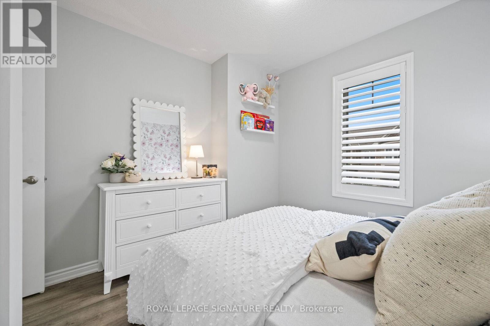 890 Cactus Point, Milton, Ontario  L9E 1R8 - Photo 18 - W12486581