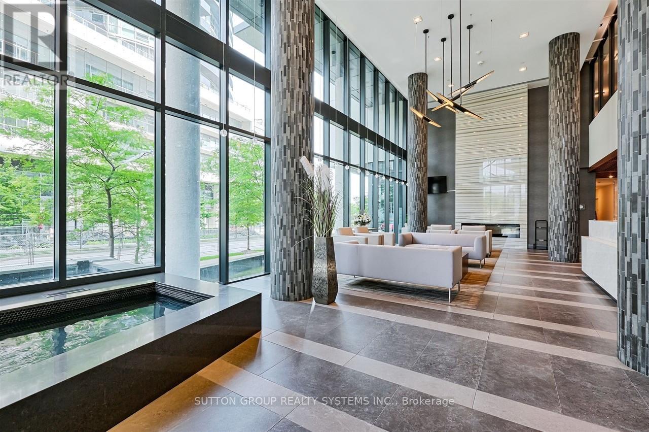 704 - 39 Annie Craig Drive, Toronto, Ontario  M8V 0H1 - Photo 5 - W12486583