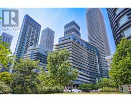 704 - 39 ANNIE CRAIG DRIVE, Toronto, Ontario