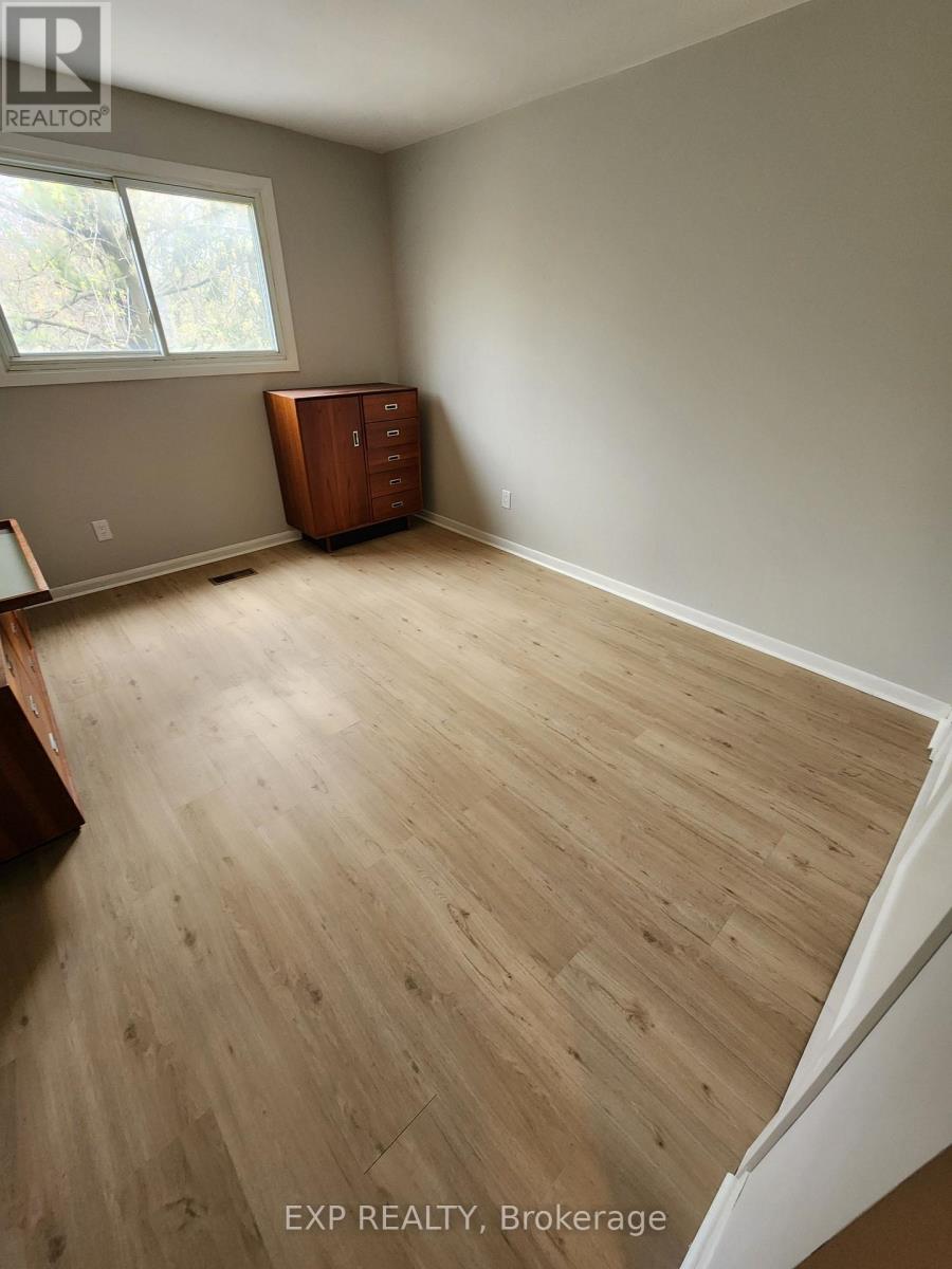 Main Level - 89 Wellington Street E, Brampton, Ontario  L6W 1Y6 - Photo 6 - W12486593