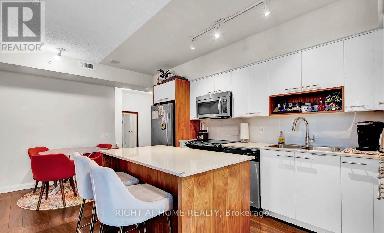 1804 - 5 Valhalla Inn Road, Toronto, Ontario  M9B 1S9 - Photo 11 - W12486608