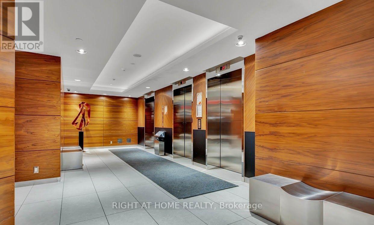 1804 - 5 Valhalla Inn Road, Toronto, Ontario  M9B 1S9 - Photo 3 - W12486608