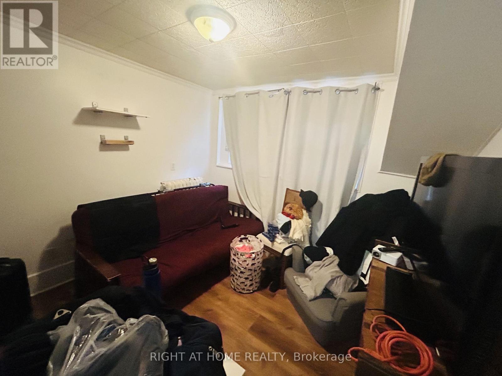 2 - 60 Long Branch Avenue, Toronto, Ontario  M8W 3J2 - Photo 6 - W12486621