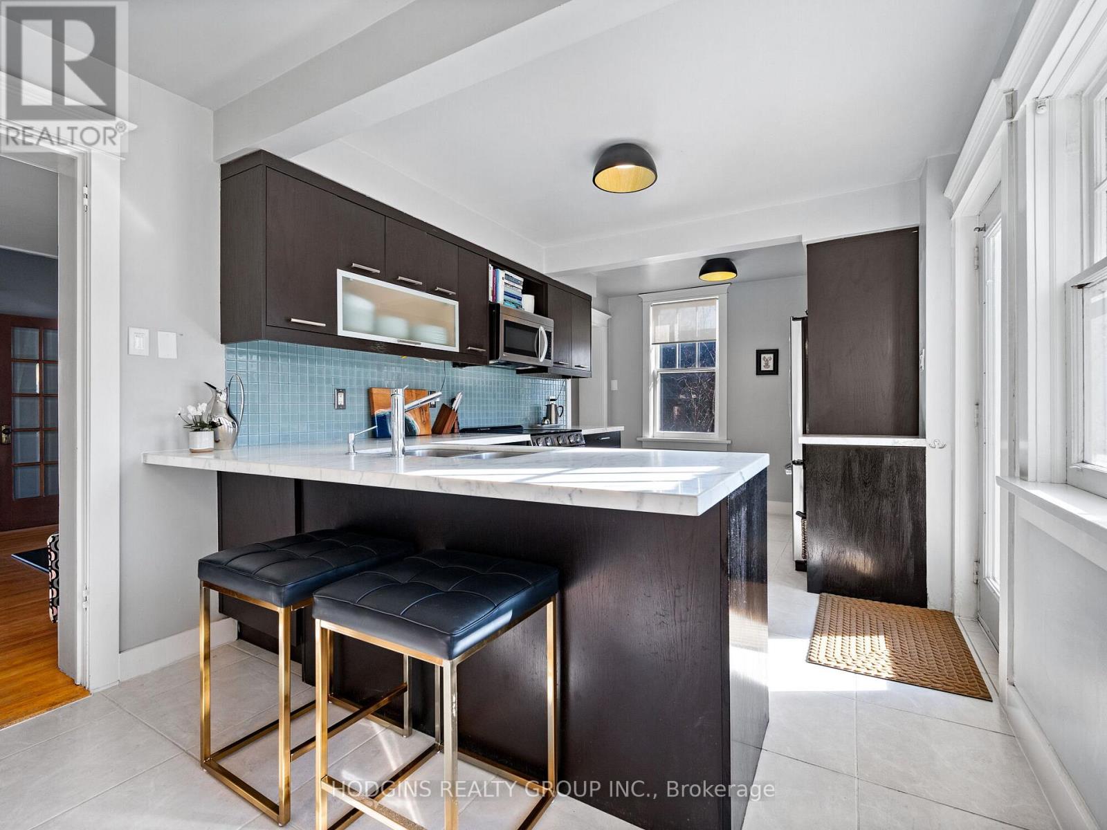 26 Brant Avenue, Mississauga, Ontario  L5G 3N8 - Photo 13 - W12486623