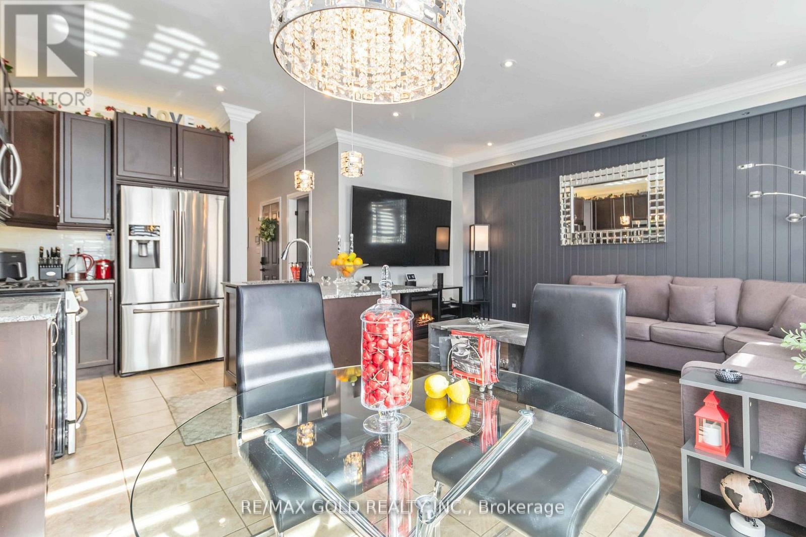 110 Kempenfelt Trail, Brampton, Ontario  L7A 0Z9 - Photo 19 - W12486629