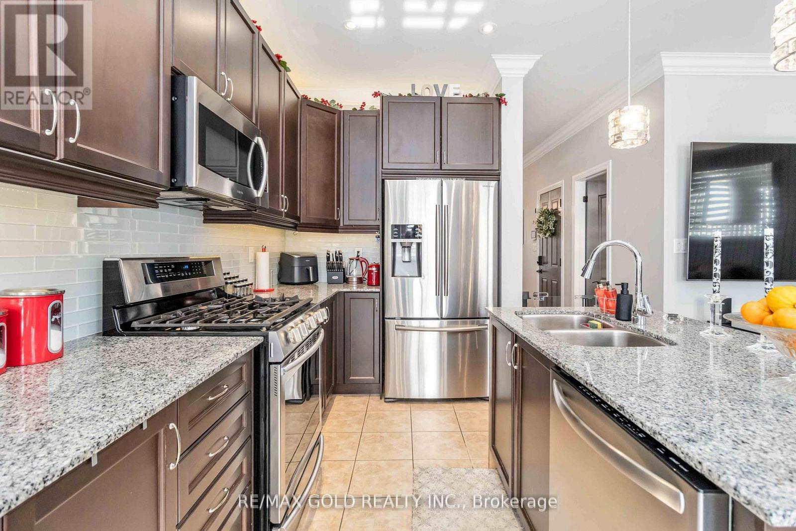 110 Kempenfelt Trail, Brampton, Ontario  L7A 0Z9 - Photo 24 - W12486629