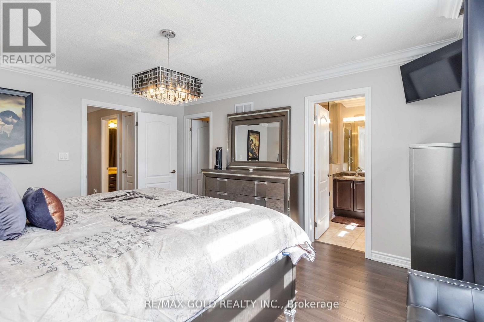 110 Kempenfelt Trail, Brampton, Ontario  L7A 0Z9 - Photo 31 - W12486629