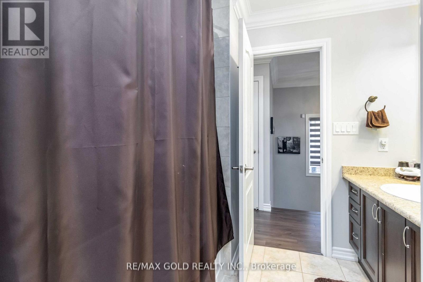 110 Kempenfelt Trail, Brampton, Ontario  L7A 0Z9 - Photo 35 - W12486629