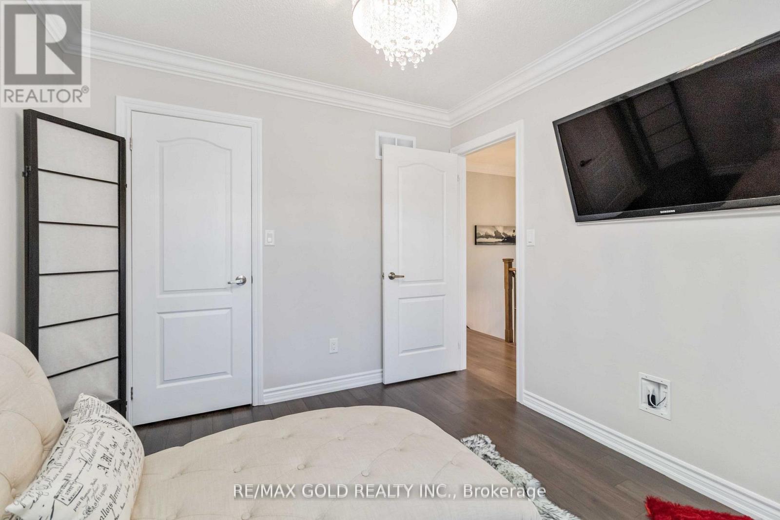 110 Kempenfelt Trail, Brampton, Ontario  L7A 0Z9 - Photo 37 - W12486629