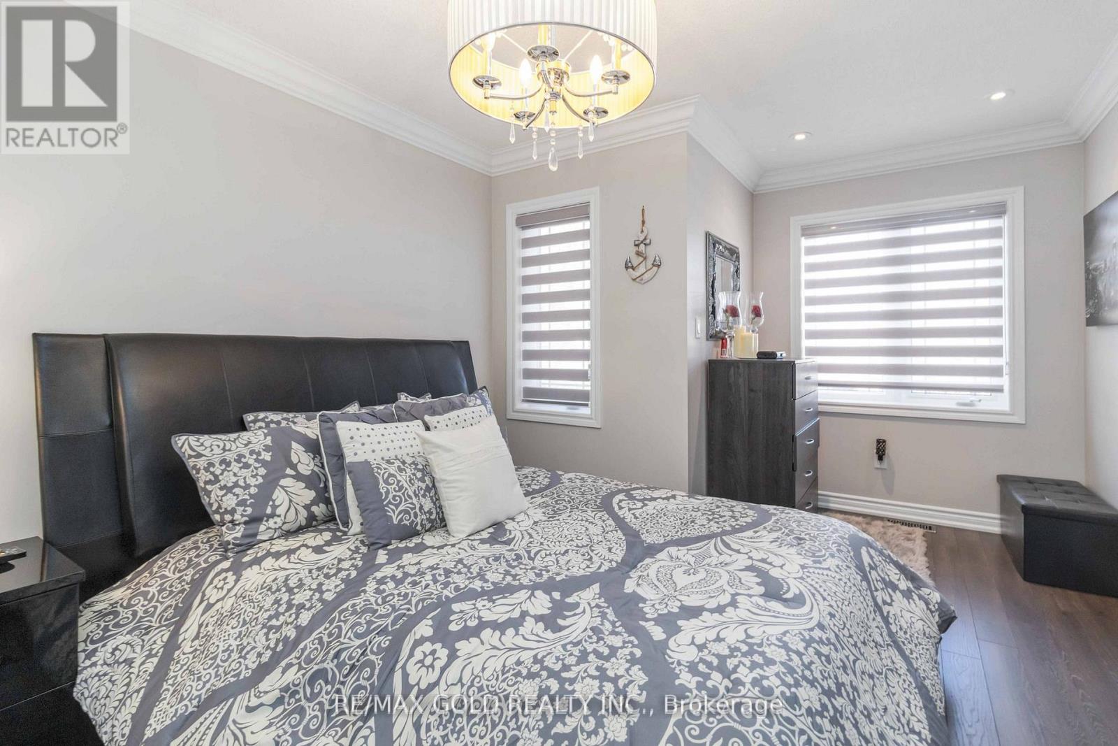 110 Kempenfelt Trail, Brampton, Ontario  L7A 0Z9 - Photo 38 - W12486629