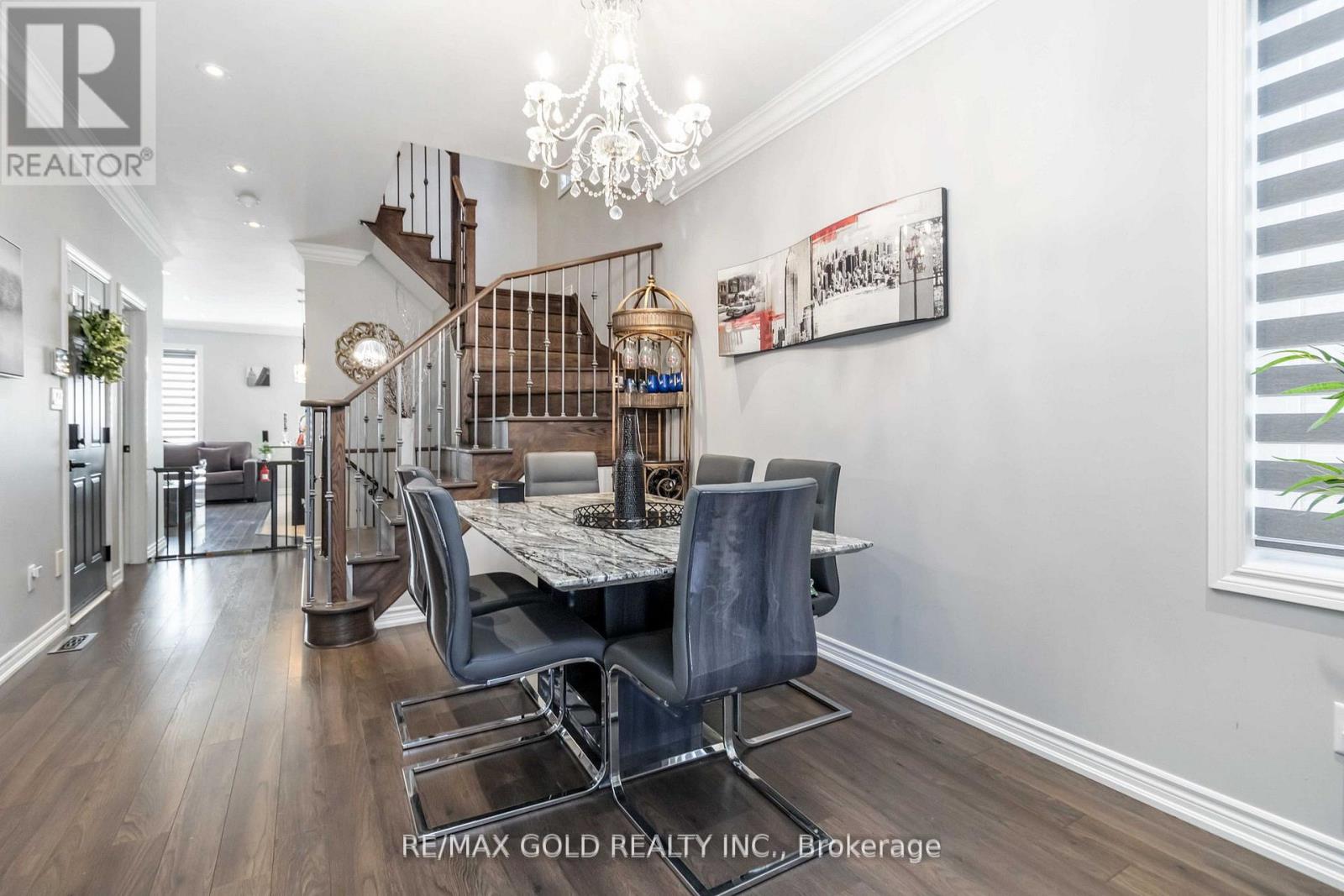 110 Kempenfelt Trail, Brampton, Ontario  L7A 0Z9 - Photo 6 - W12486629