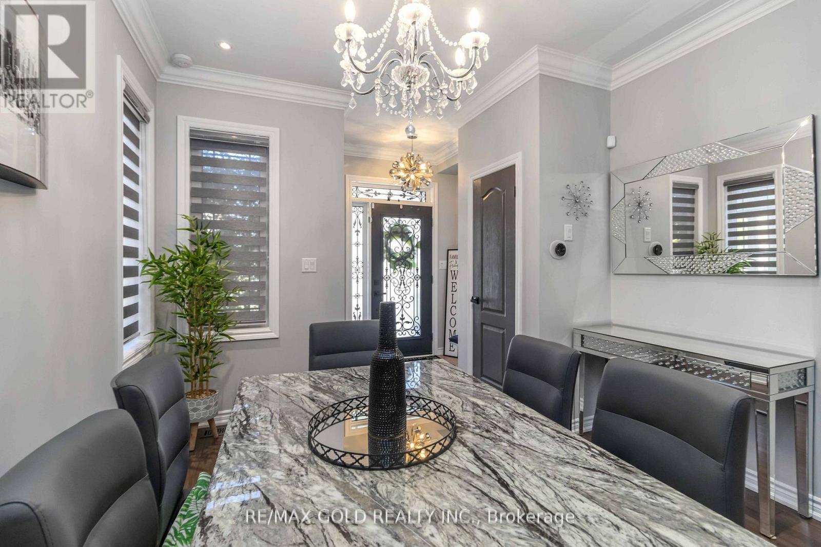 110 Kempenfelt Trail, Brampton, Ontario  L7A 0Z9 - Photo 9 - W12486629