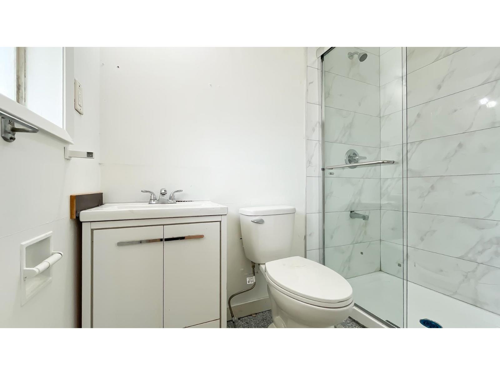 10872 145a Street, Surrey, British Columbia  V3R 3S3 - Photo 9 - R3062324