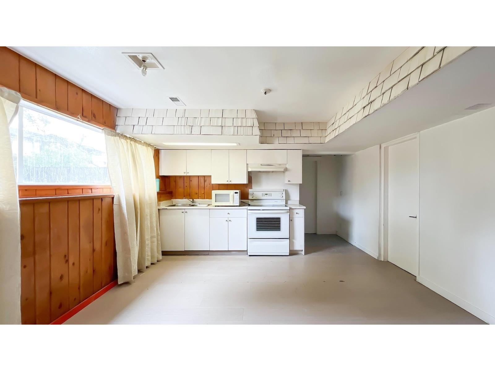 10872 145a Street, Surrey, British Columbia  V3R 3S3 - Photo 10 - R3062324