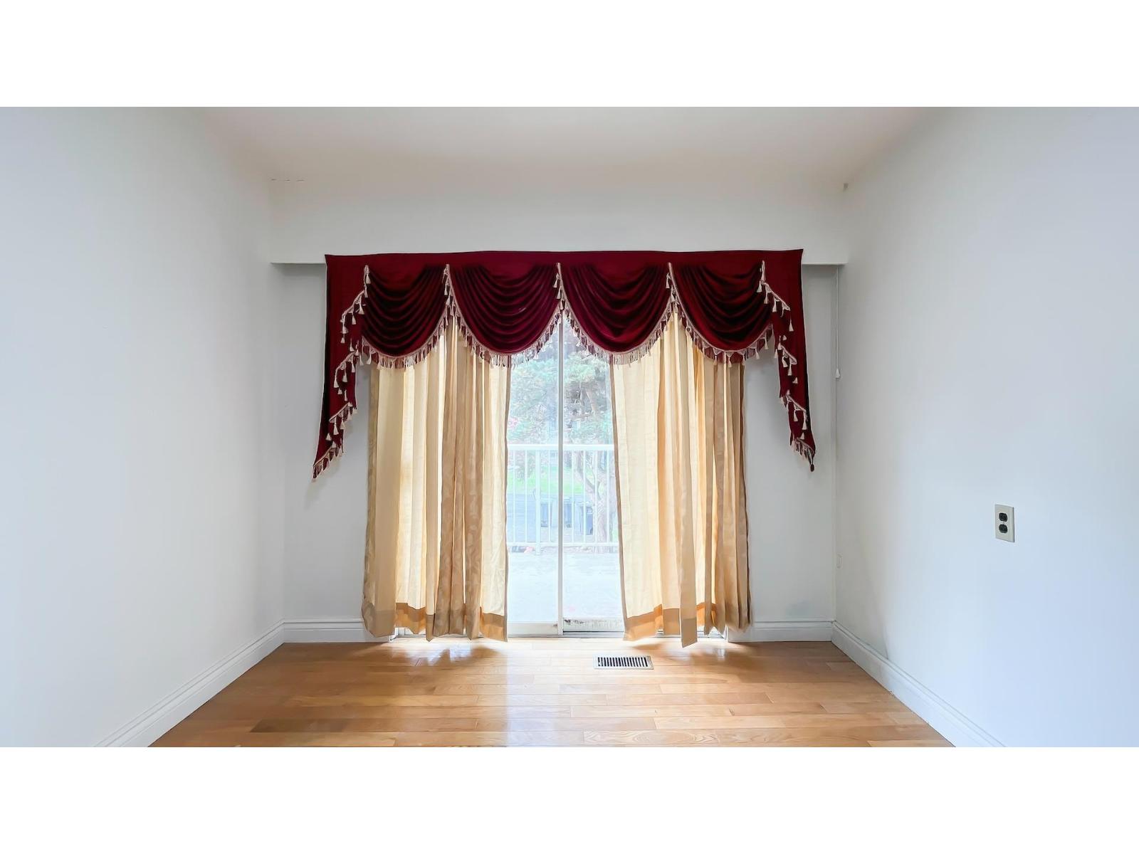 10872 145a Street, Surrey, British Columbia  V3R 3S3 - Photo 4 - R3062324