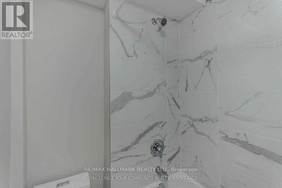 1 - 451 Leslie Street, Toronto, Ontario  M4M 3E5 - Photo 14 - E12484337