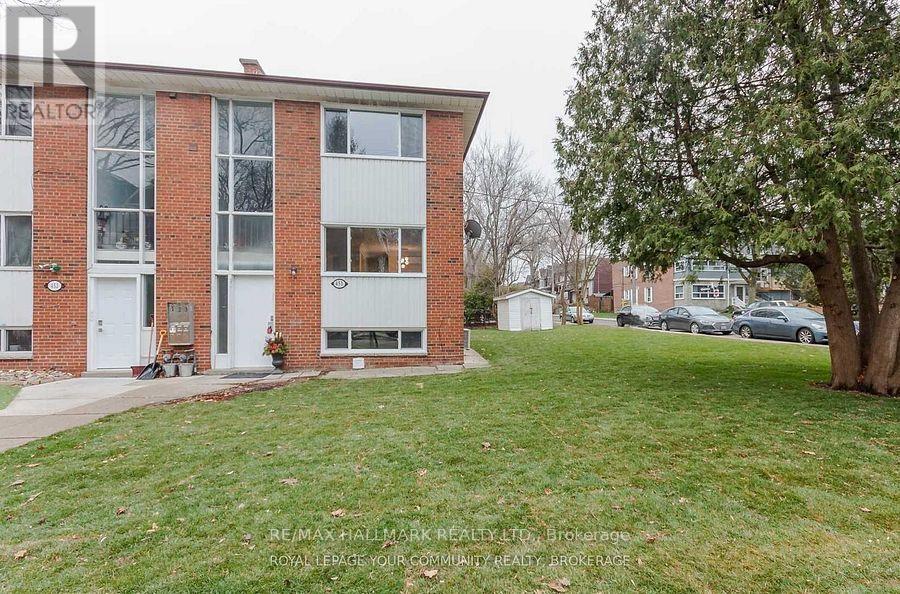 1 - 451 Leslie Street, Toronto, Ontario  M4M 3E5 - Photo 2 - E12484337