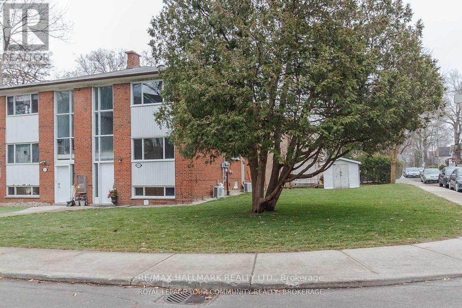 1 - 451 Leslie Street, Toronto, Ontario  M4M 3E5 - Photo 4 - E12484337