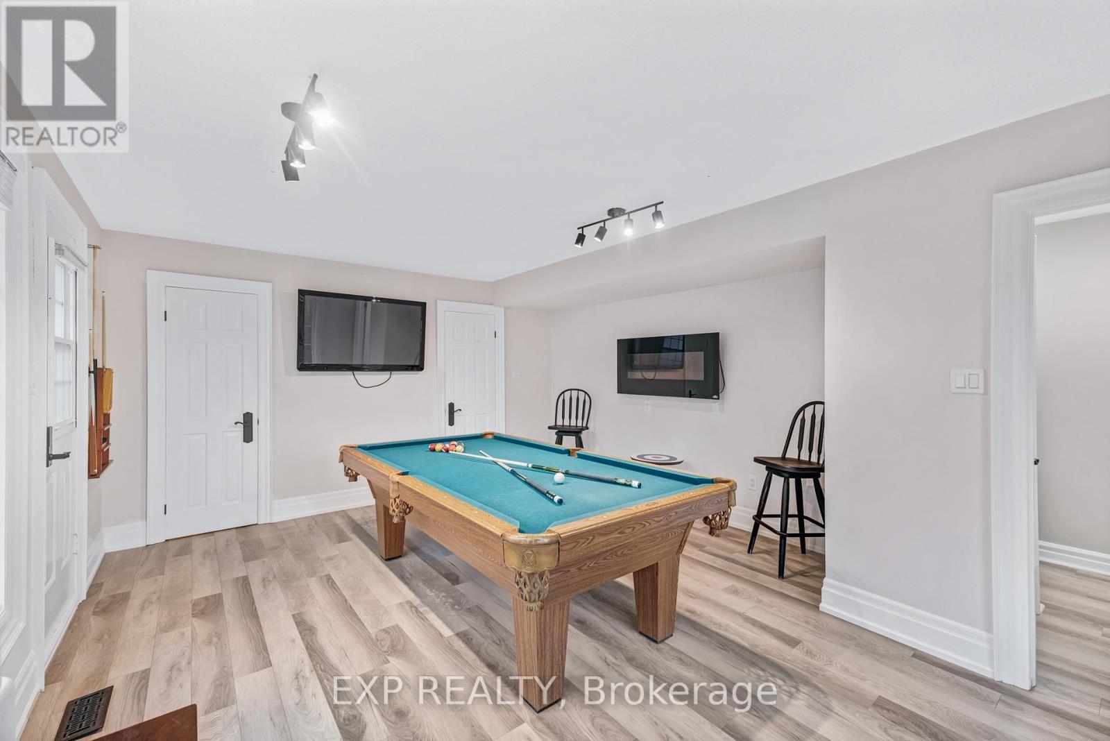 67 Geoffrey Crescent, Whitchurch-Stouffville, Ontario  L4A 5C1 - Photo 17 - N12471130