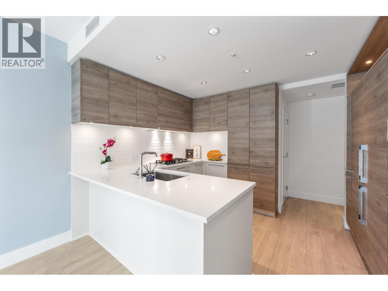 410 7388 Kingsway, Burnaby, British Columbia  V3N 0G9 - Photo 9 - R3062144